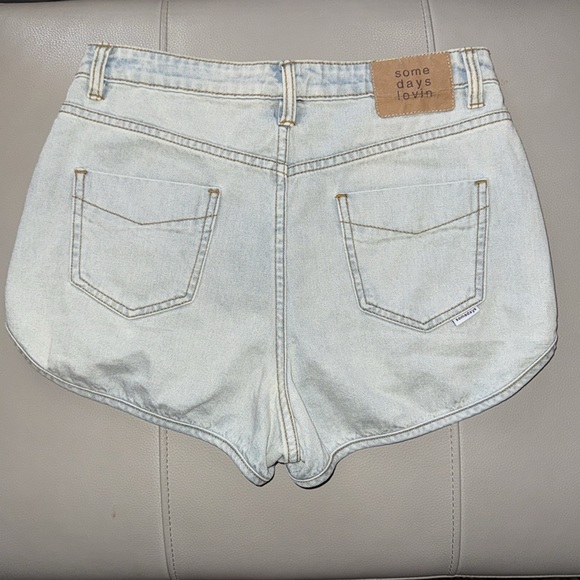 Some Days Lovin Women's‎ High Rise Embroidered Denim Shorts Size 29 - Picture 9 of 9